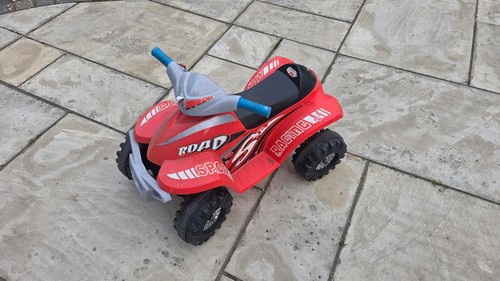 Red kids ride - , quad